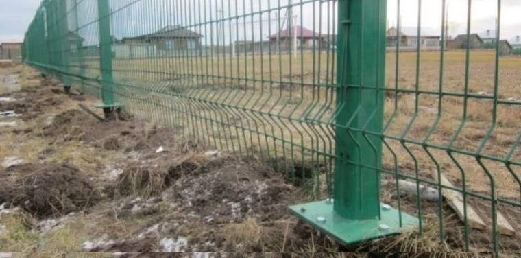 Купить сваи для ограждения от производителя в Кизляре от 1373 руб: низкая цена, быстрая установка